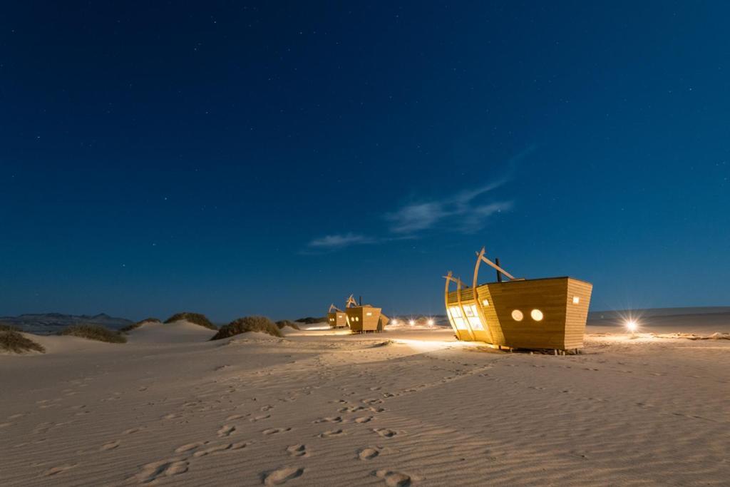 Shipwreck Lodge Mowebaai Exterior photo
