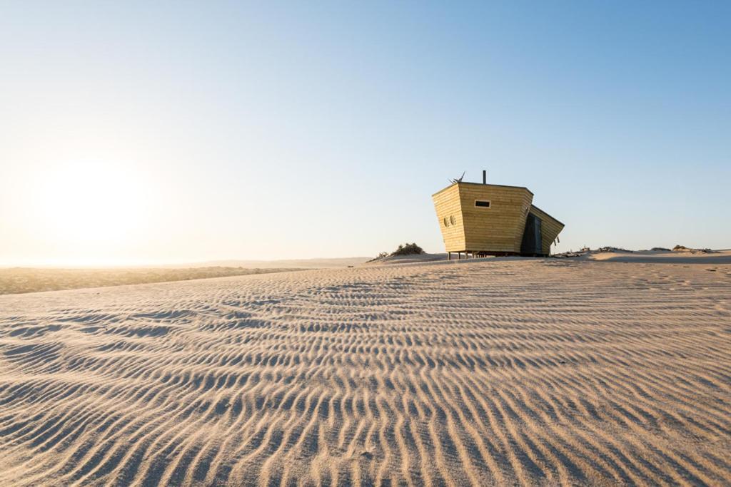 Shipwreck Lodge Mowebaai Exterior photo
